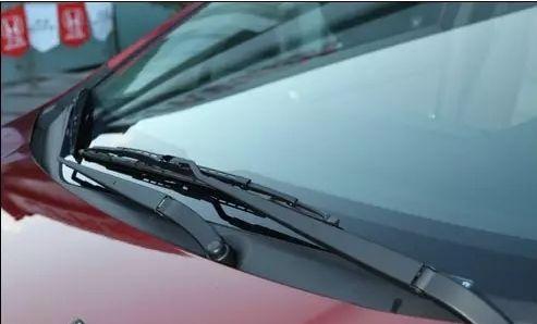 PVB前擋風(fēng)玻璃膠片